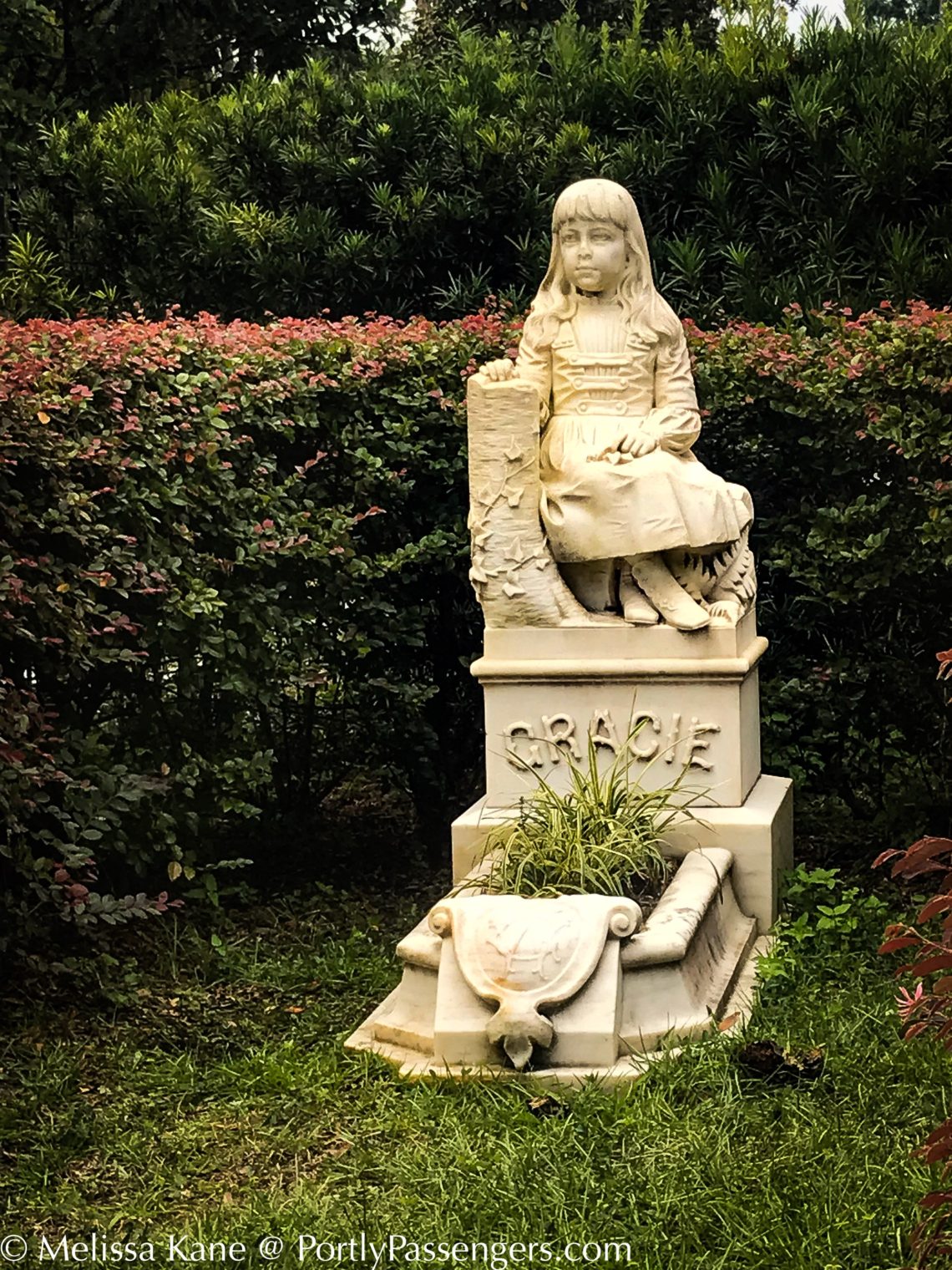 Bonaventure Cemetery in Savannah Georgia | Portly Passengers